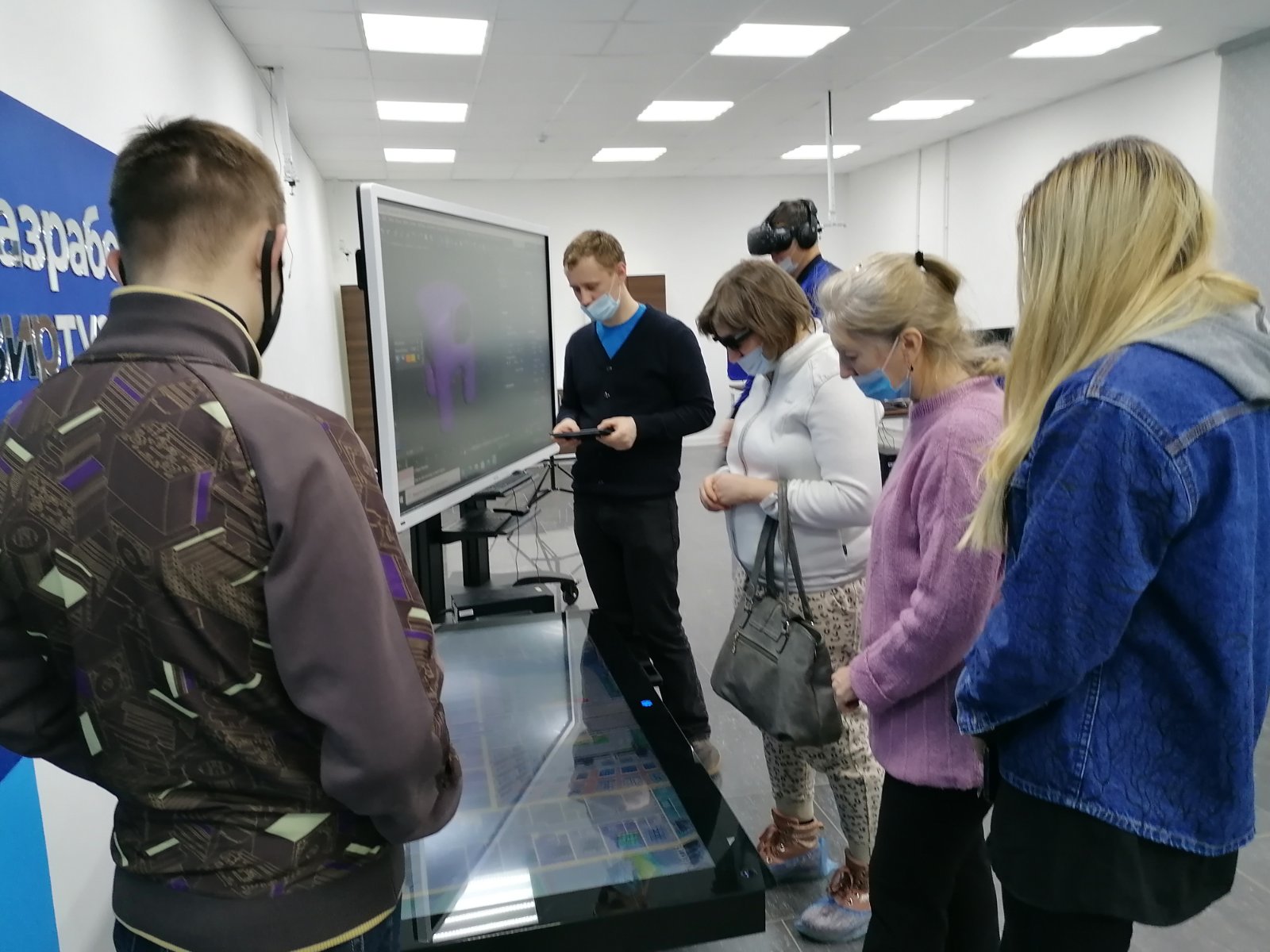 Много коппь. Агрегаторы новостей сми. Агрегаторы новостей сми. Агрегаторы новостей. Агрегаторы политики.